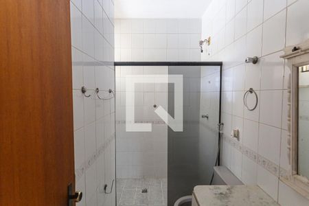 Apartamento à venda com 74m², 3 quartos e 1 vaga Apartamento à venda com 74m², 3 quartos e 1 vagaBanheiro Social