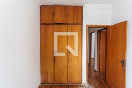 Apartamento à venda com 74m², 3 quartos e 1 vaga Apartamento à venda com 74m², 3 quartos e 1 vagaArmário do Quarto 2