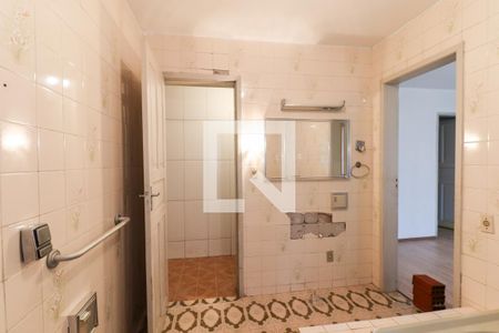 Casa para alugar com 170m², 3 quartos e 4 vagasBanheiro da Suíte