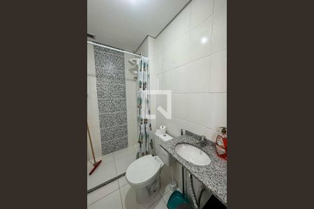 Banheiro de apartamento à venda com 1 quarto, 37m² em Parque Anhangüera, São Paulo