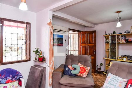 Sala de casa à venda com 3 quartos, 72m² em Costa E Silva, Porto Alegre