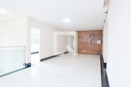 Casa de condomínio à venda com 580m², 4 quartos e 5 vagassala 2