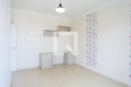 Casa de condomínio à venda com 580m², 4 quartos e 5 vagasquarto 2