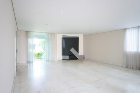 sala de casa de condomínio à venda com 4 quartos, 580m² em Alphaville, Nova Lima
