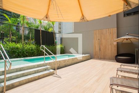 Apartamento para alugar com 28m², 1 quarto e sem vagaÁrea comum - Piscina
