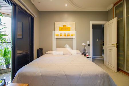 Apartamento à venda com 276m², 4 quartos e 4 vagasSuíte 1