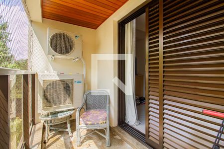 Apartamento à venda com 276m², 4 quartos e 4 vagasVaranda da Suíte 4