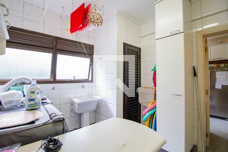 Apartamento à venda com 276m², 4 quartos e 4 vagasÁrea de Serviço