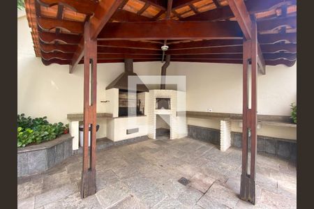 Apartamento à venda com 276m², 4 quartos e 4 vagasÁrea comum - Churrasqueira