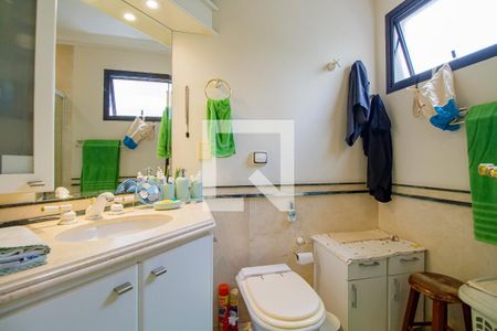 Apartamento à venda com 276m², 4 quartos e 4 vagasBanheiro da Suíte 1