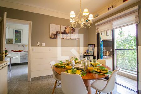 Apartamento à venda com 276m², 4 quartos e 4 vagasCopa