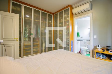 Apartamento à venda com 276m², 4 quartos e 4 vagasSuíte 1