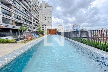 Studio à venda com 25m², 1 quarto e sem vagaÁrea comum - Piscina