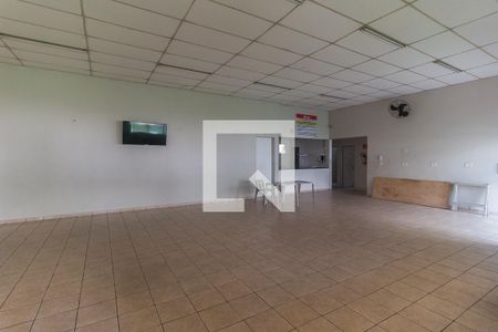 Apartamento para alugar com 56m², 2 quartos e 1 vaga Apartamento para alugar com 56m², 2 quartos e 1 vagaÁrea comum - Salão de festas