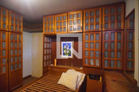 Casa para alugar com 720m², 4 quartos e 14 vagasSuíte