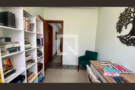Apartamento à venda com 420m², 4 quartos e 4 vagas Apartamento à venda com 420m², 4 quartos e 4 vagasQuarto