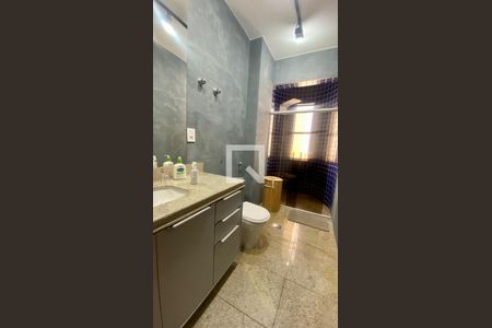 Apartamento à venda com 420m², 4 quartos e 4 vagas Apartamento à venda com 420m², 4 quartos e 4 vagasBanheiro Social