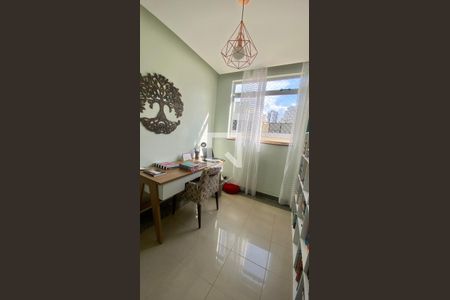 Quarto de apartamento à venda com 4 quartos, 420m² em Buritis, Belo Horizonte