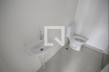 Apartamento para alugar com 36m², 2 quartos e sem vagaBanheiro