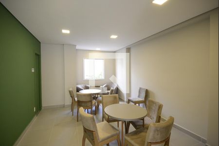 Apartamento para alugar com 36m², 2 quartos e sem vagaÁrea comum - Salão de festas
