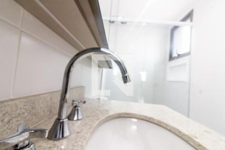 Apartamento à venda com 79m², 3 quartos e 1 vagaBanheiro da Suíte Quarto 2