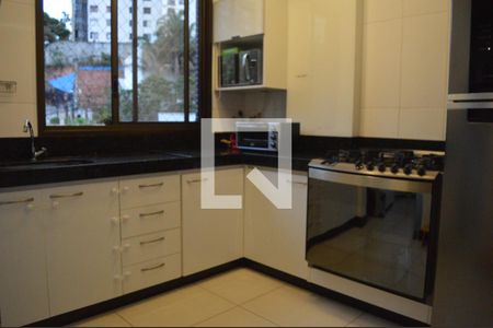 Cozinha de apartamento à venda com 3 quartos, 95m² em Gutierrez, Belo Horizonte