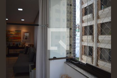 Apartamento à venda com 95m², 3 quartos e 3 vagasVaranda