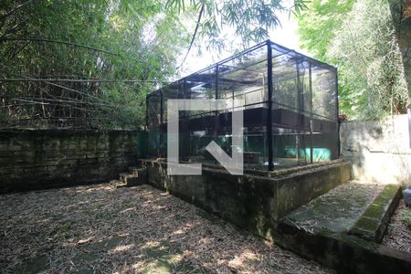 Casa à venda com 180m², 5 quartos e 1 vagaÁrea externa