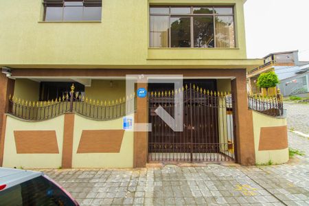 Casa para alugar com 200m², 3 quartos e 2 vagas Casa para alugar com 200m², 3 quartos e 2 vagasFachada