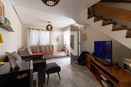 Casa de condomínio à venda com 165m², 4 quartos e 3 vagasSala