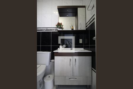 Casa à venda com 105m², 2 quartos e 3 vagasBanheiro 2