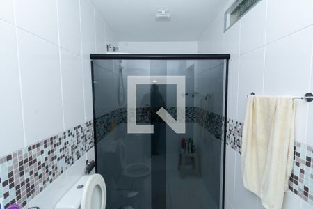 Casa à venda com 242m², 2 quartos e 6 vagasBanheiro da Suíte