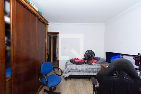 Casa à venda com 242m², 2 quartos e 6 vagasQuarto 1