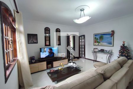 Sala de casa de condomínio para alugar com 3 quartos, 300m² em Tanque, Rio de Janeiro
