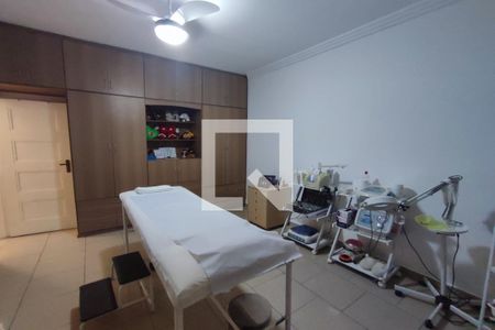 Casa de condomínio para alugar com 300m², 3 quartos e 1 vaga Casa de condomínio para alugar com 300m², 3 quartos e 1 vagaQuarto 2
