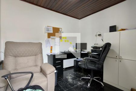 Escritório de casa de condomínio para alugar com 3 quartos, 300m² em Tanque, Rio de Janeiro