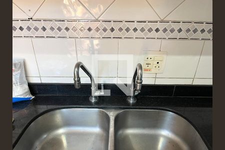 Casa à venda com 180m², 3 quartos e 2 vagas Casa à venda com 180m², 3 quartos e 2 vagasCozinha