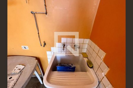 Casa à venda com 180m², 3 quartos e 2 vagas Casa à venda com 180m², 3 quartos e 2 vagasÁrea de Serviço