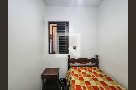 Quarto 1 de apartamento para alugar com 4 quartos, 110m² em Balneário Guarujá, Guarujá
