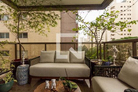 Sala varanda de apartamento à venda com 4 quartos, 200m² em Indianópolis, São Paulo