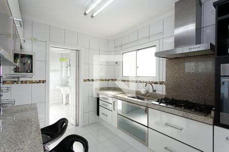 Apartamento à venda com 160m², 3 quartos e 2 vagasCozinha