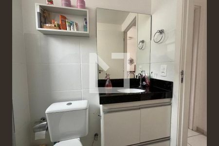Apartamento à venda com 45m², 2 quartos e 2 vagasBanheiro 
