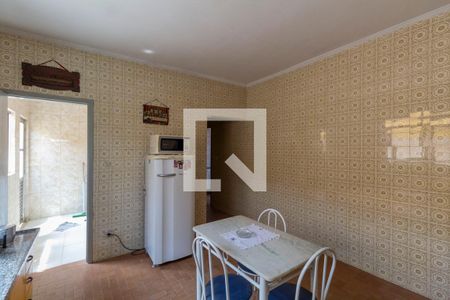 Casa à venda com 220m², 5 quartos e 2 vagasCasa 1 - Cozinha  