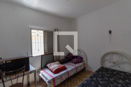 Casa 1 - Quarto 2 de casa à venda com 5 quartos, 220m² em Jardim de Lorenzo, São Paulo