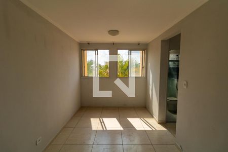 Sala de apartamento para alugar com 2 quartos, 52m² em Vila Sílvia, São Paulo