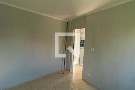 Quarto 1 de apartamento para alugar com 2 quartos, 52m² em Vila Sílvia, São Paulo
