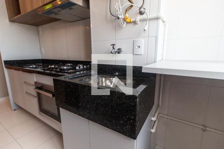 Área de serviço de apartamento para alugar com 2 quartos, 41m² em Vila Nova Cachoeirinha, São Paulo