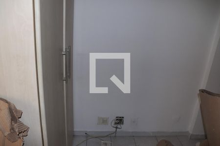 Casa de condomínio à venda com 720m², 5 quartos e 3 vagas Casa de condomínio à venda com 720m², 5 quartos e 3 vagasQuarto de Serviço