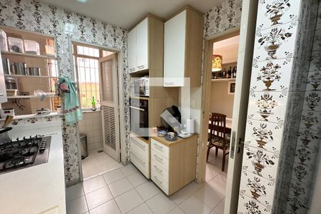 Apartamento à venda com 211m², 4 quartos e 1 vagaCozinha