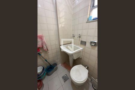 Apartamento à venda com 211m², 4 quartos e 1 vagaBanheiro de serviço